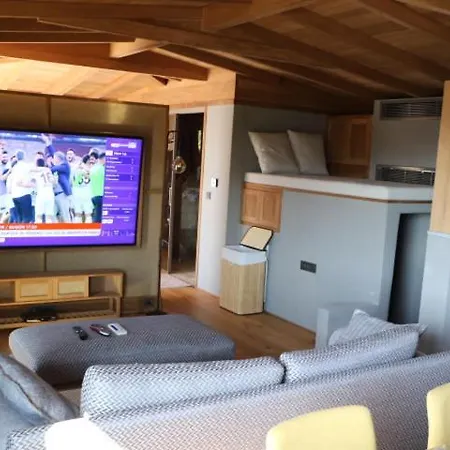 Lifebutiq Penthouse